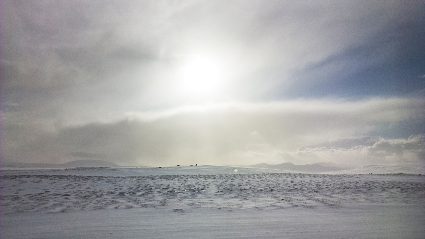 Þingvellir neige nuages soleil 