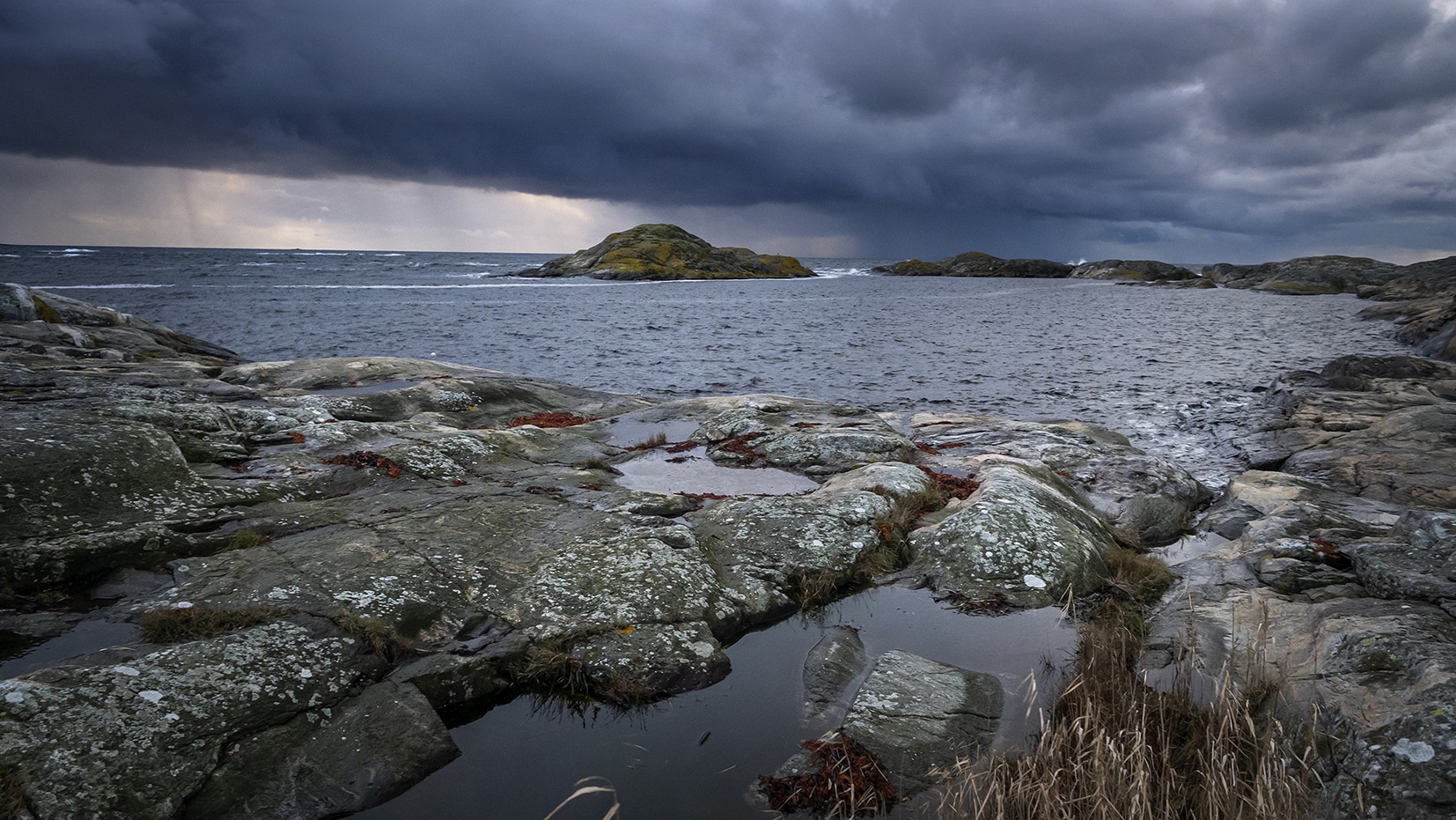 Une semaine en Suède Marstrand rochers flaques mer