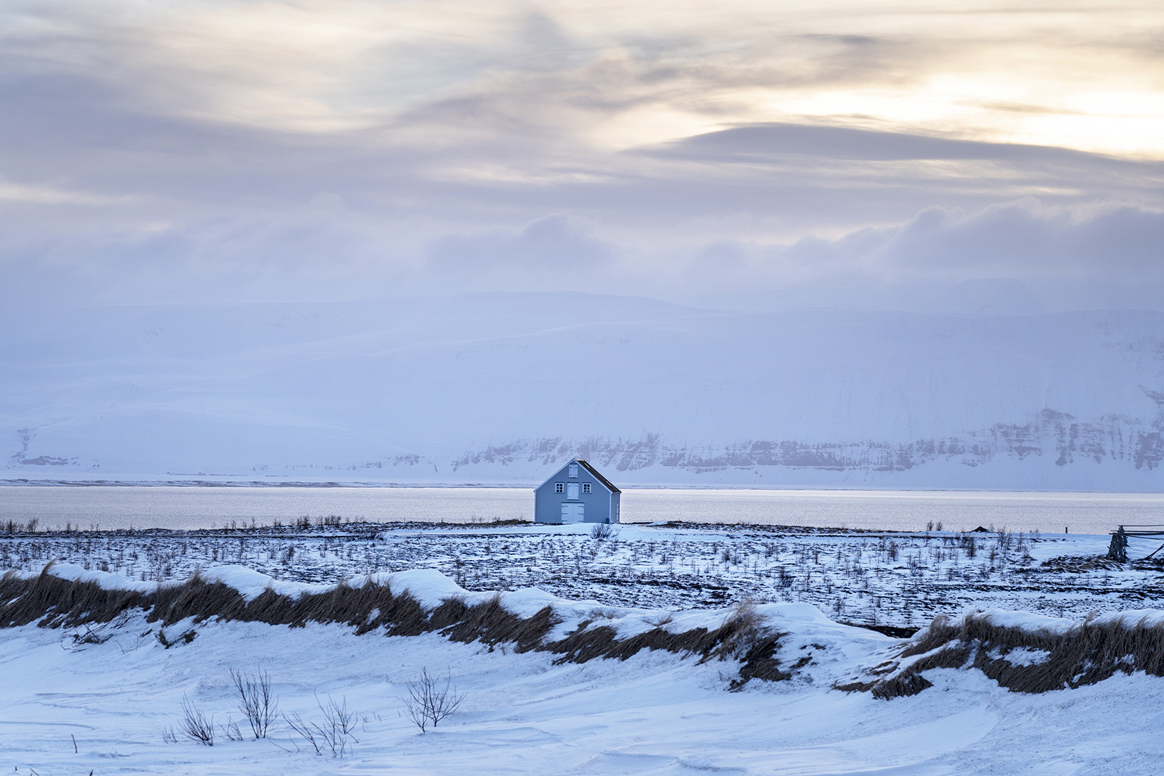 Húsavik cabane coucher du soleil