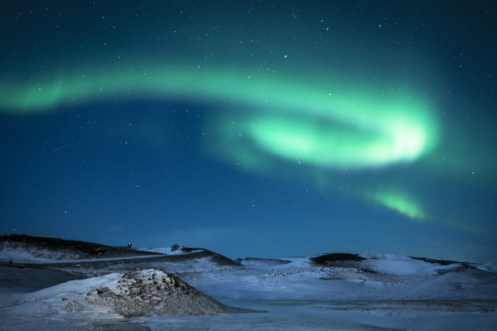 Islande du Nord Mývatn volcans lac étoiles aurores boréales