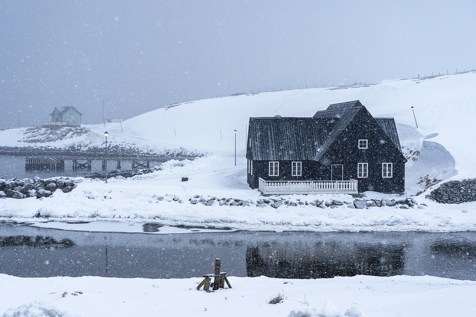 Islande du nord cabane Hofsos neige