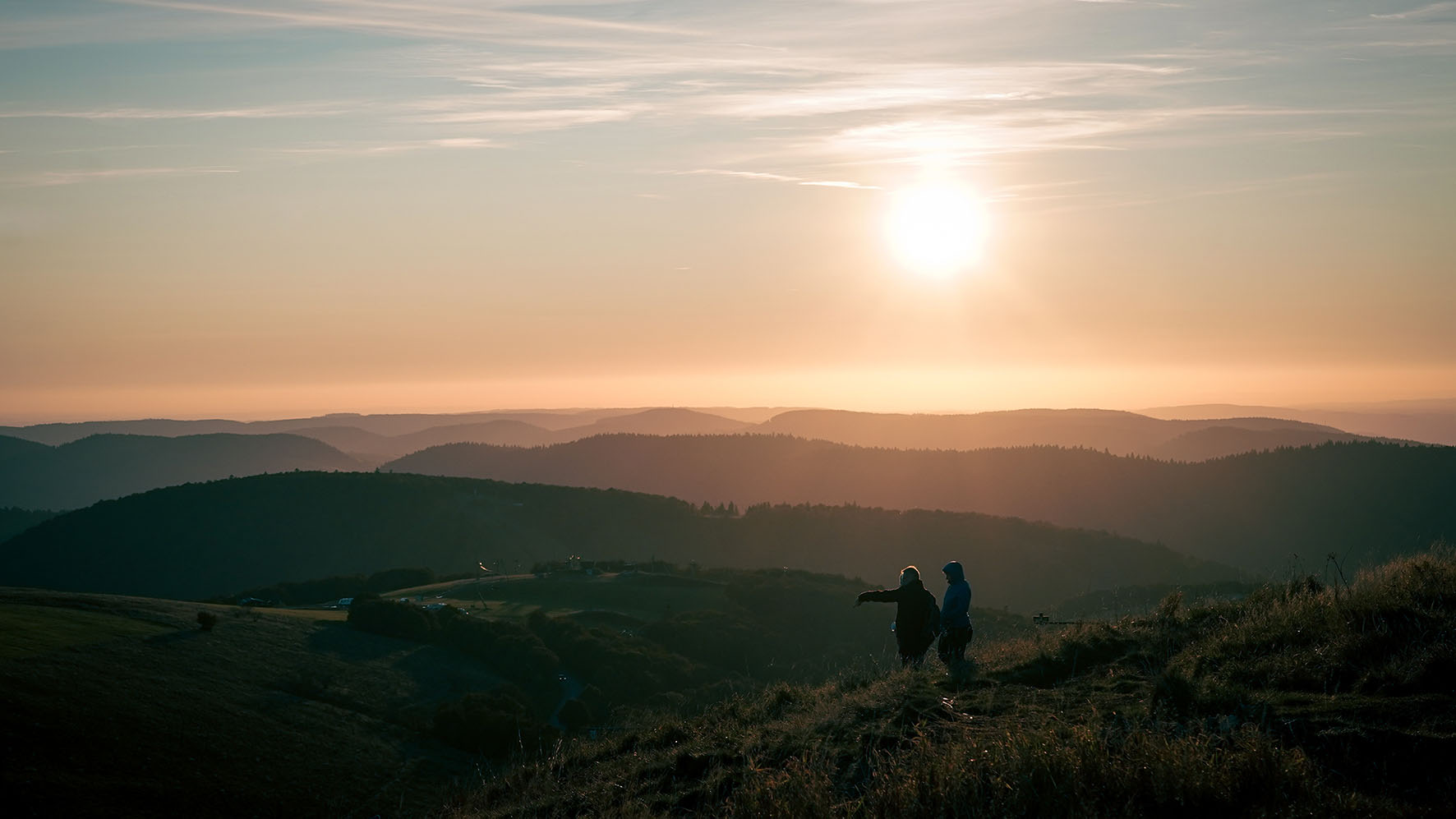 le Hohneck coucher de soleil personnes flamboyant montagnes